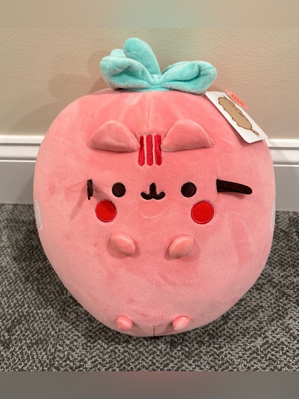 GUND NWT PUSHEEN STRAWBERRY SCENTED SQUISHEEN Plush 11-Inch Cat Stuffed Toy